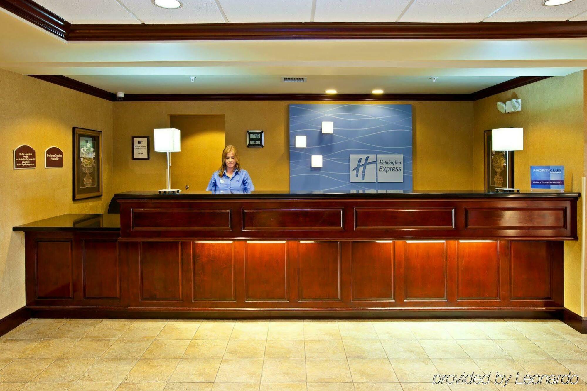 Holiday Inn Express Hotel & Suites Lexington-Downtown University By Ihg Exteriör bild